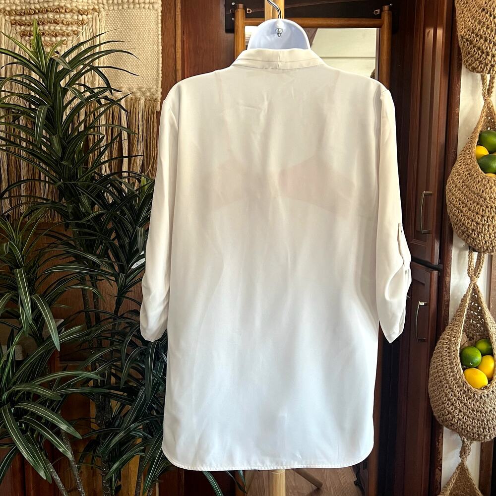 Ivory V-Neck Stretch Work Blouse M | Roll Tab Sleeve Office Top Calvin Klein - Picture 2 of 8